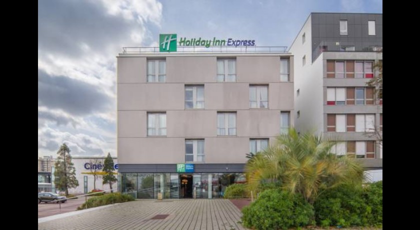 Hotel Holiday Inn Express  Saint-nazaire