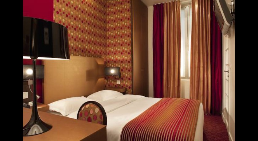 Star Hôtel Étoile  Paris