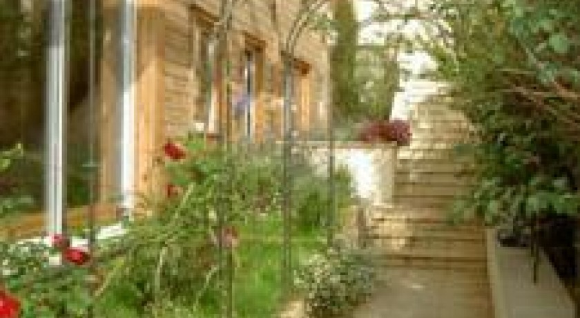 Hotel La Maison Du Coteau  Cachan