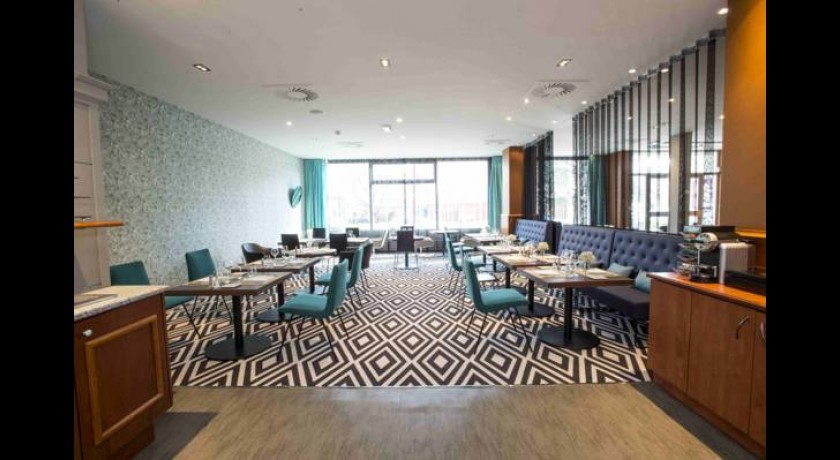 Hôtel Mercure Metz Centre : Séjour 4 Étoiles au Cœur de Metz avec Confort et Style