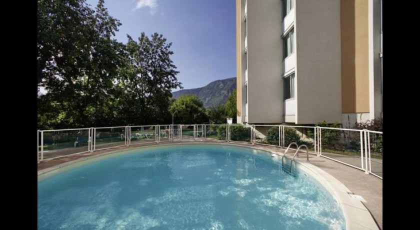 Hotel Mercure Grenoble Alpha Meylan 