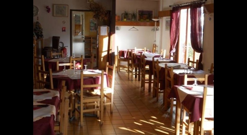 Hôtel Restaurant Le Pressoir  Appoigny