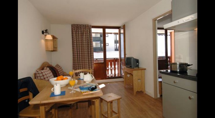 Hotel Le Rond Point Des Pistes  Tignes