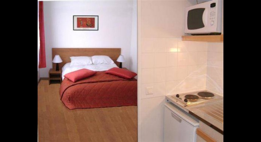 Hotel Residhome Rouen Normandie  Sotteville-lès-rouen