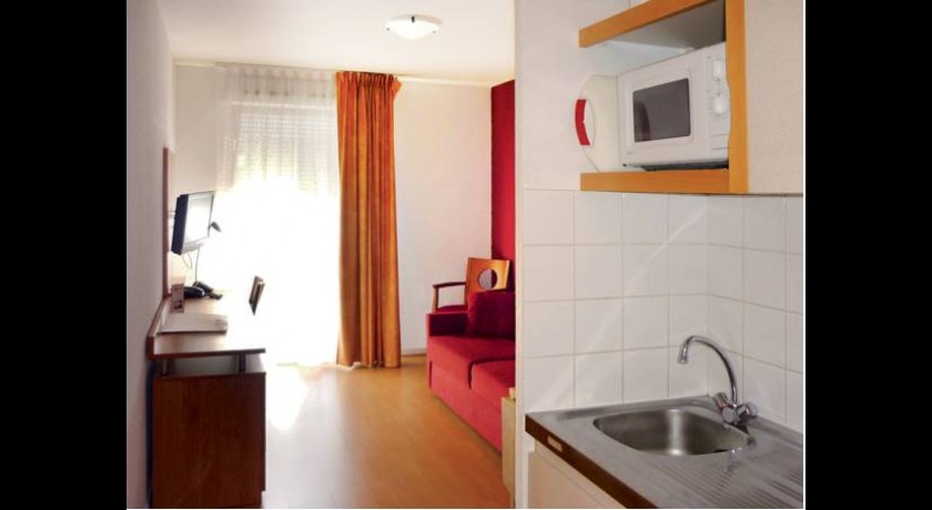 Hotel Residhome Rouen Normandie  Sotteville-lès-rouen