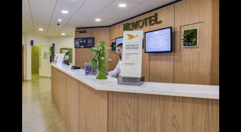 Hotel Novotel Sénart Golf De Greenparc  Saint-pierre-du-perray