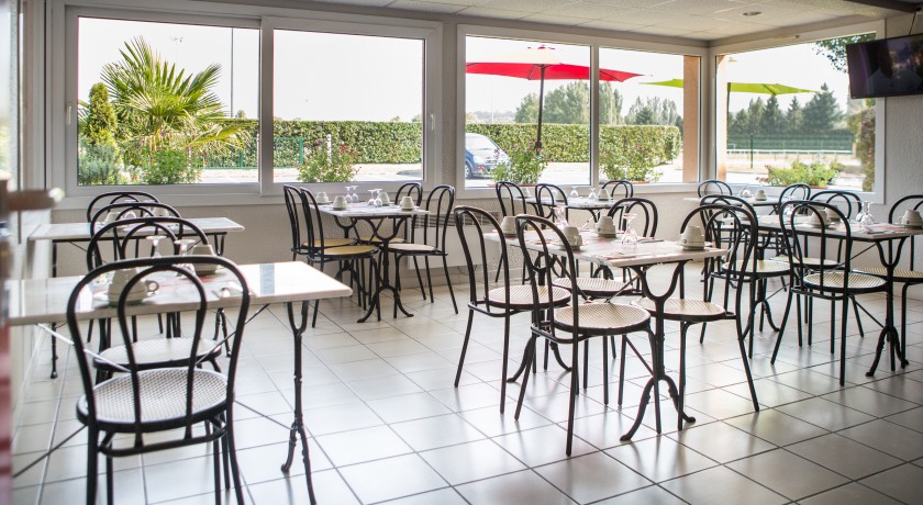 Fasthôtel Périgueux : Votre Séjour Confortable et Économique au Cœur du Périgord Blanc