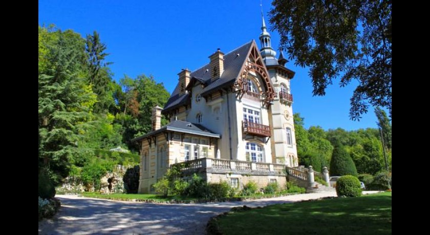 Hotel Chateau Les Roches  Mont-saint-jean