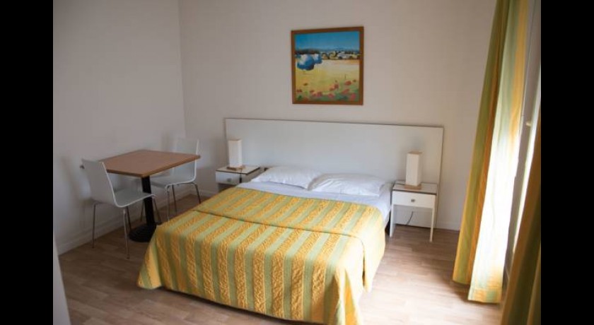 Hotel Serena Saint Germain En Laye Hotel Serena Saint Germain En Laye