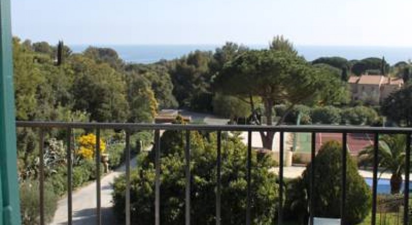 Hotel Residence Beach  Cavalaire-sur-mer
