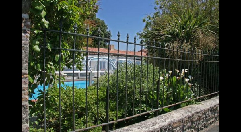 Hotel Domaine Le Martinet  Bouin