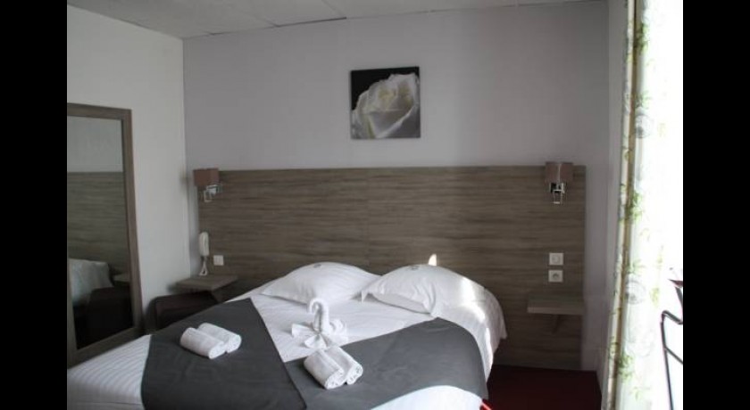 Hôtel Le Biarritz Vichy - Charme et Confort au Cœur de Vichy