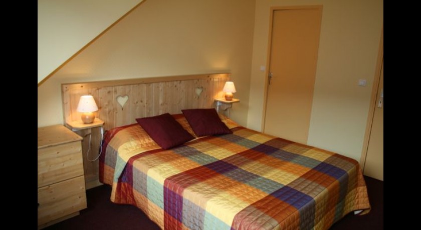 Séjournez à l'ALTI'PIC HÔTEL - Votre Refuge au Mont-Dore en Auvergne