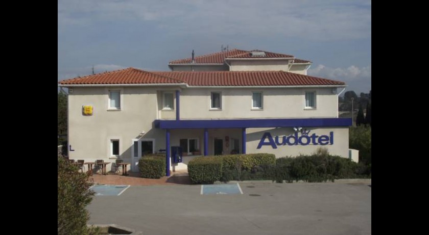 P'tit Dej-hotel Audotel  Carcassonne