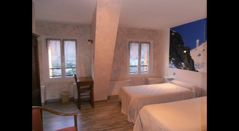 Hotel Panoramic Et Des Bains  Luz-saint-sauveur