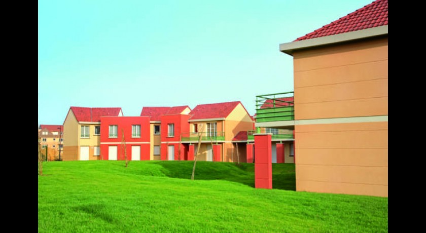 Hotel Park & Suites Village - Bois D'arcy  Bois-d'arcy