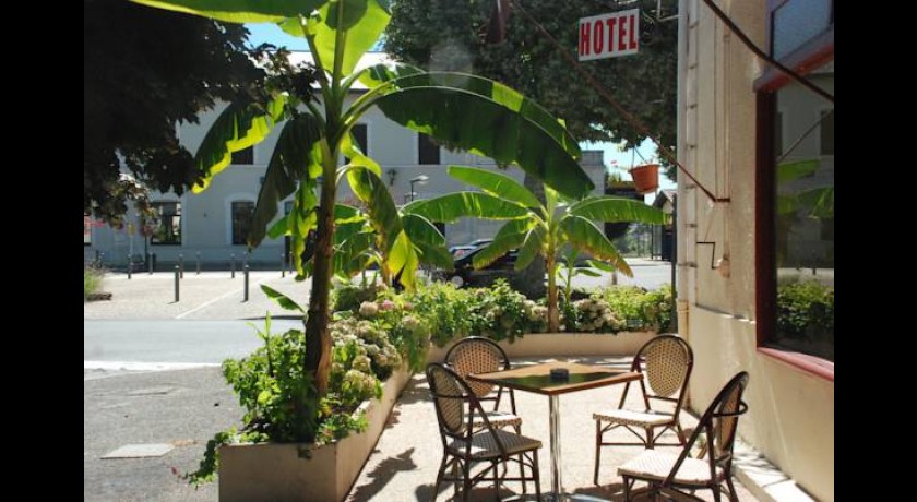 Hotel Café De La Gare  Sainte-foy-la-grande