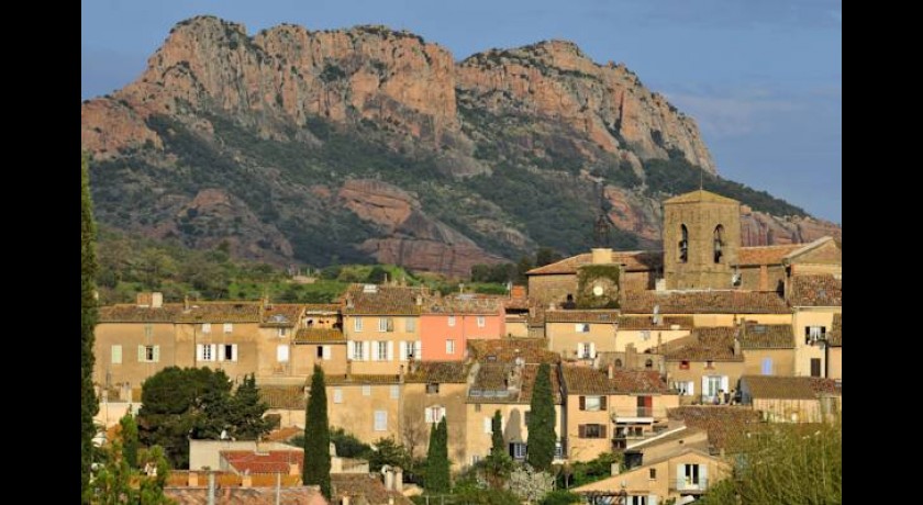 Hotel Vacanciel À Roquebrune Sur Argens  Roquebrune-sur-argens