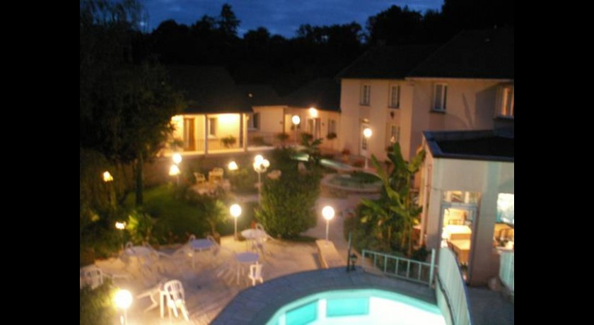 Lud'hôtel  Savigny-lès-beaune