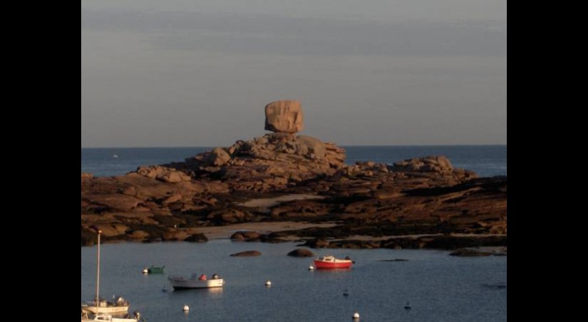 Hotel De La Mer  Trégastel