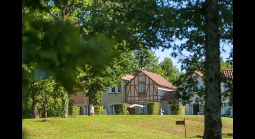 Hotel Pierre & Vacances La Résidence Du Lac  Monflanquin