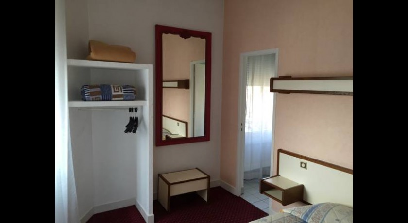 Hotel Le Faisan  Montluçon