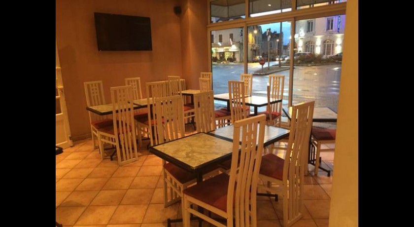 Hotel Le Faisan  Montluçon