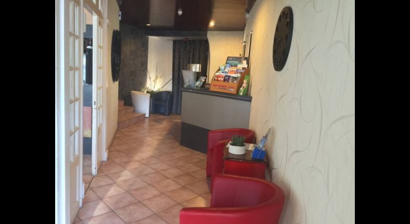 Hotel Le Faisan  Montluçon