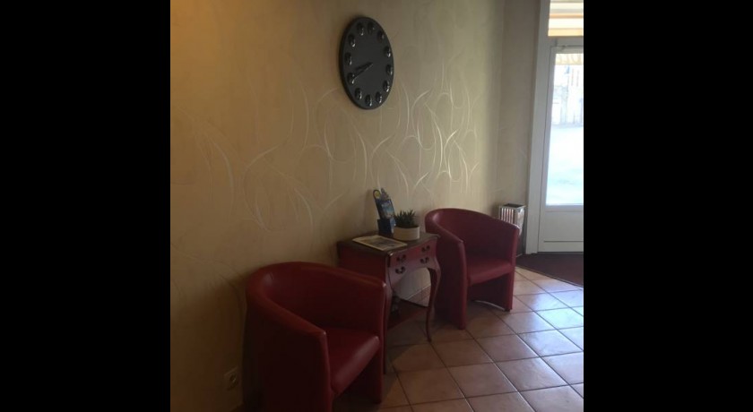 Hotel Le Faisan  Montluçon