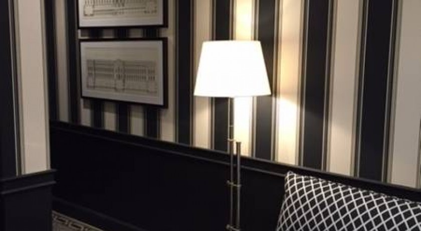 Hotel L'horset Washington  Paris