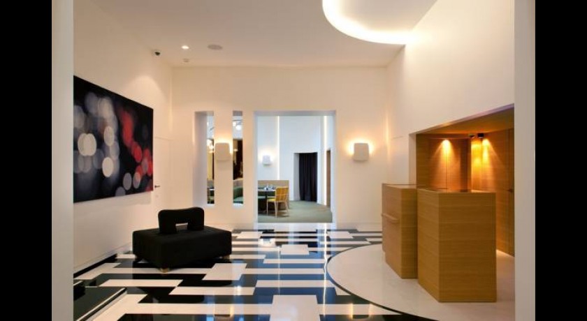 Séjour de luxe à l'Hôtel Marignan Paris Champs-Elysées | Hôtel 5 étoiles Paris 8e