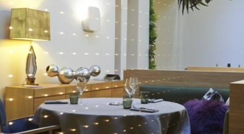 Séjour de luxe à l'Hôtel Marignan Paris Champs-Elysées | Hôtel 5 étoiles Paris 8e