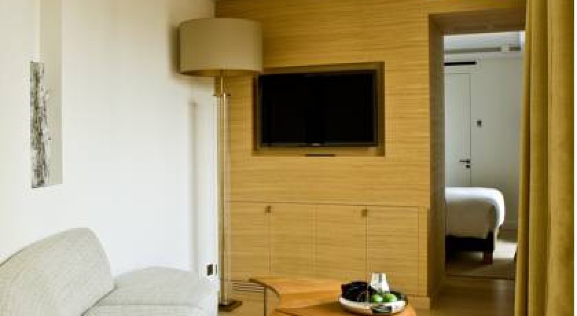 Séjour de luxe à l'Hôtel Marignan Paris Champs-Elysées | Hôtel 5 étoiles Paris 8e