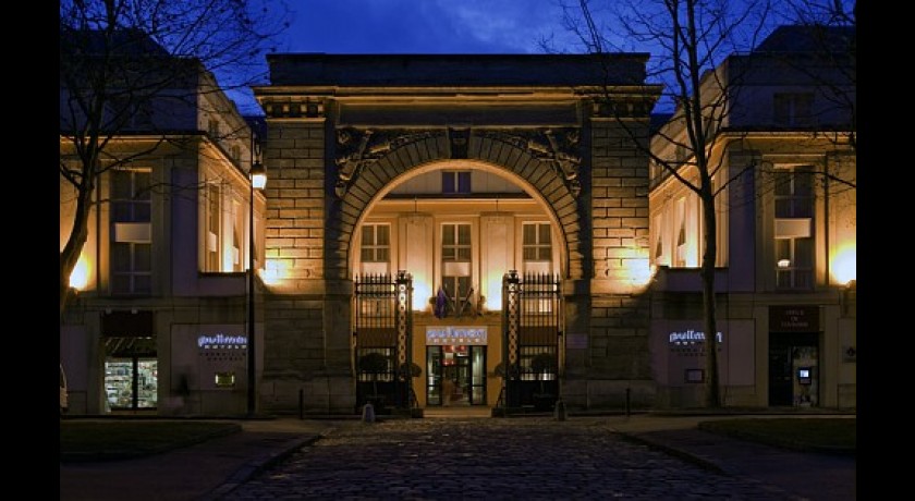 Hotel Pullman Versailles Château 