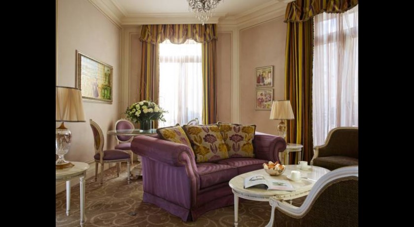 Hôtel Balzac  Paris