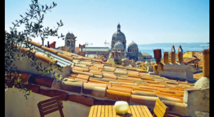 Séjour de Luxe à l'HÔTEL INTERCONTINENTAL MARSEILLE HÔTEL DIEU - Votre Échappée Belle à 5 Étoiles