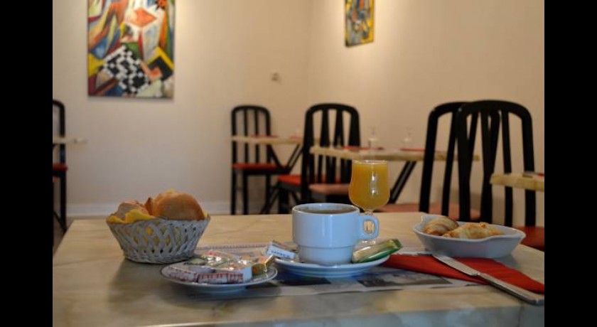 Hotel De L'arrivée  Saint-brieuc