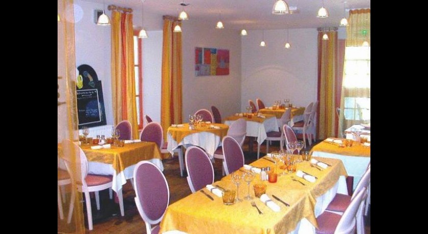 Hôtel-restaurant La Météorite  Rochechouart