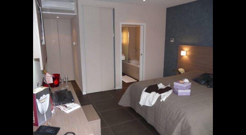 Inter-hotel De France  Bessines-sur-gartempe