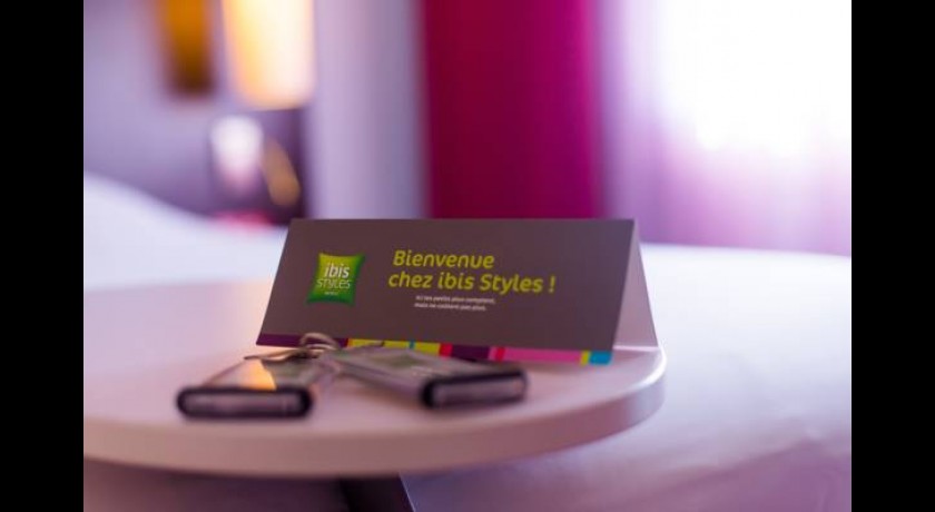 Découvrez l'élégance et le confort à l'Hôtel Ibis Styles Marseille Centre Prado Castellane