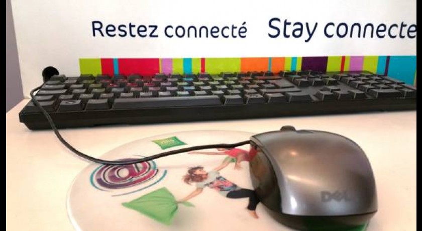 Découvrez l'élégance et le confort à l'Hôtel Ibis Styles Marseille Centre Prado Castellane