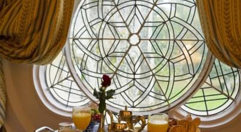 Hotel Abbaye Des Vaux De Cernay  Cernay-la-ville