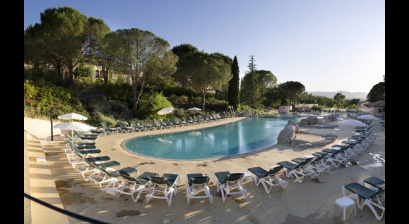 Hotel Pierre & Vacances Resort Le Rouret  Grospierres