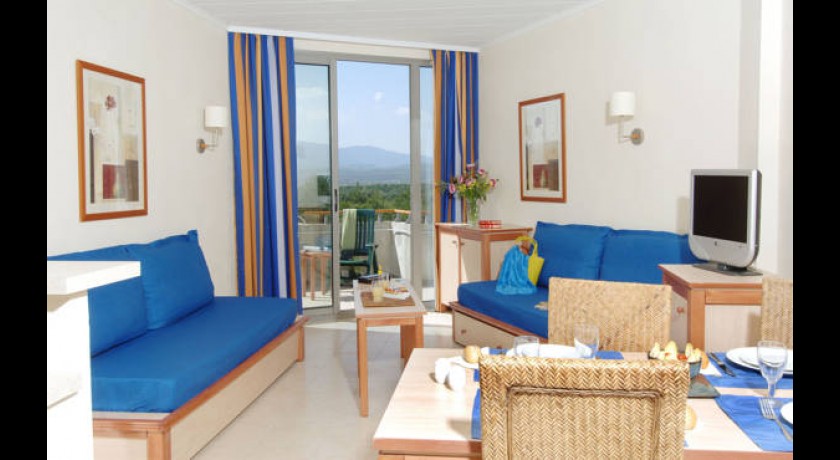 Hotel Pierre & Vacances Resort Le Rouret  Grospierres