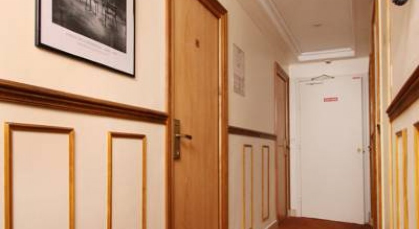 Hôtel  Marignan  Paris