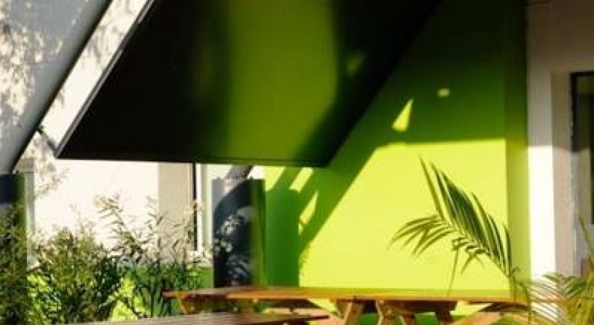 Lemon Hotel - Mery Sur Oise  Méry-sur-oise