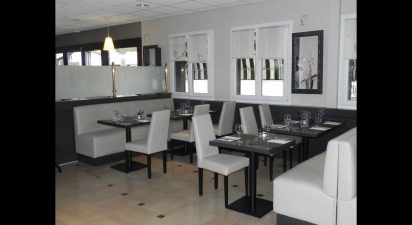 Le Bistroquet  Lusignan