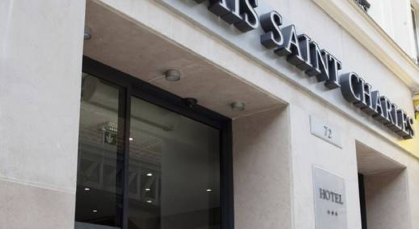 Séjournez au Relais Saint Charles : Hôtel 3 Étoiles Proche de la Tour Eiffel