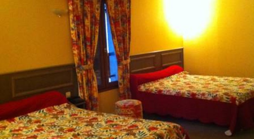 Hôtel Le Baudiere  Saint-beauzire