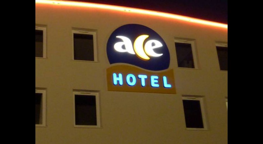 Ace Hôtel Roanne  Mably